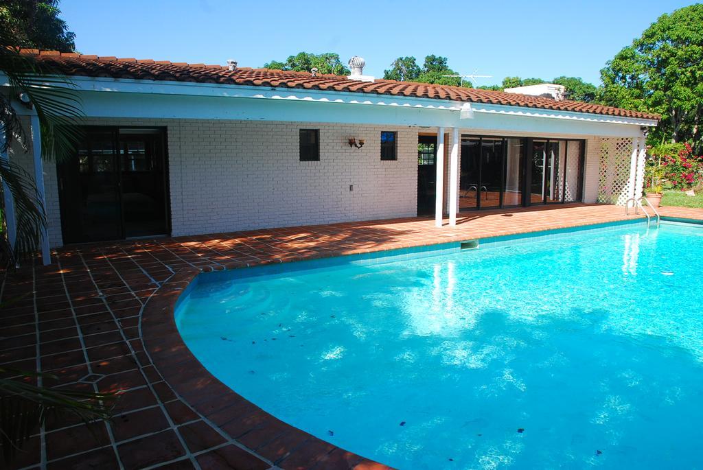 La Finca Miami Luaran gambar